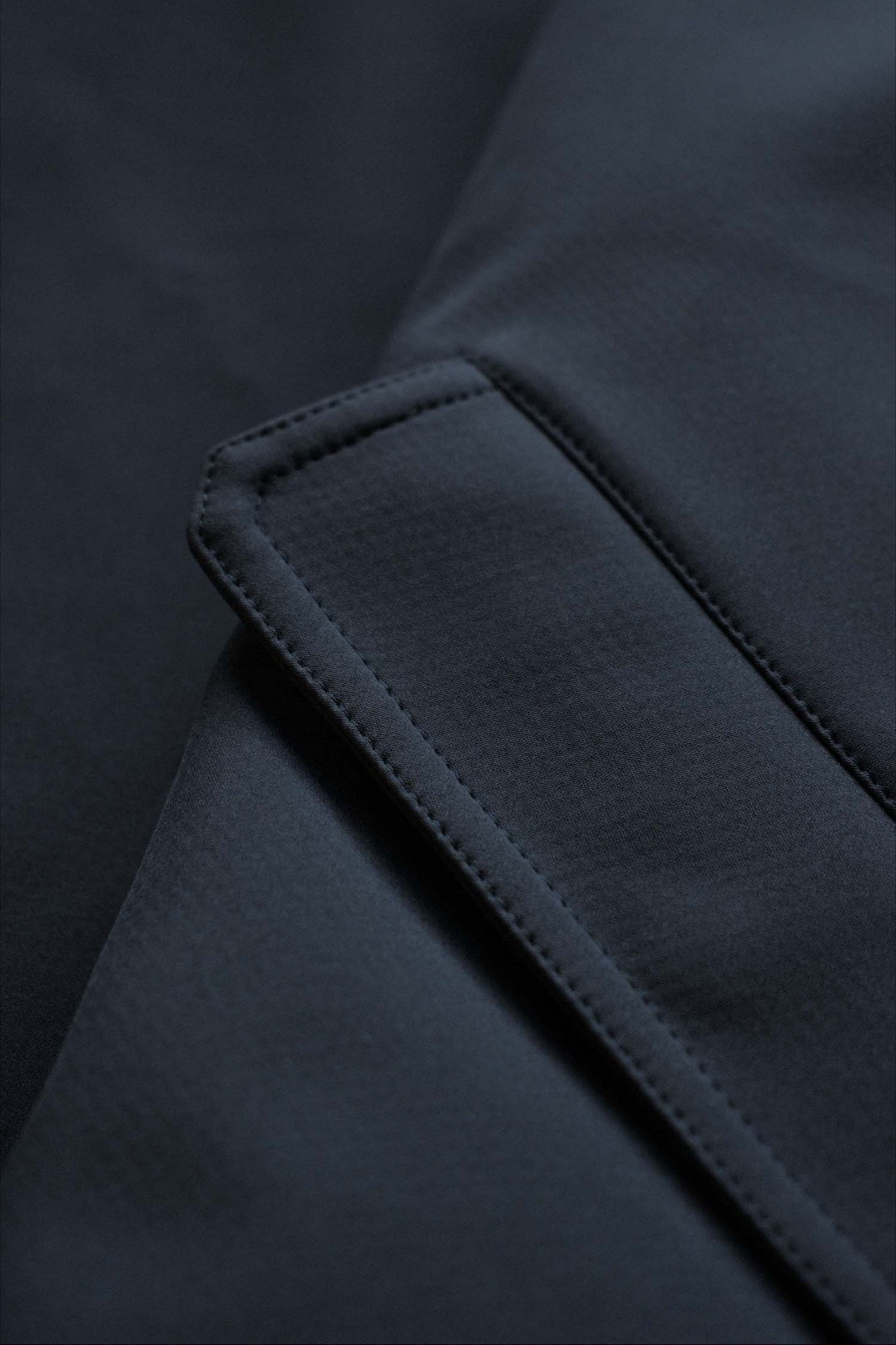 Detroit Unisex Navy Closeup 3